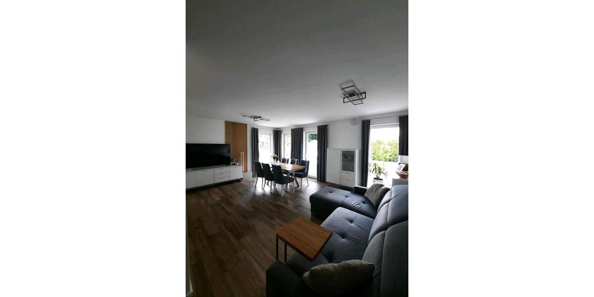 Erdgeschoßwohnung Waldkraiburg - 4 Zimmer, 103 m&sup2;, 1.390&euro; | Angebot:26050549