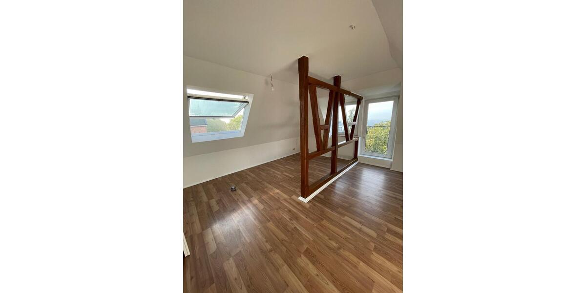 Dachgeschoßwohnung Remscheid - 2 Zimmer, 39 m&sup2;, 450&euro; | Angebot:25148835