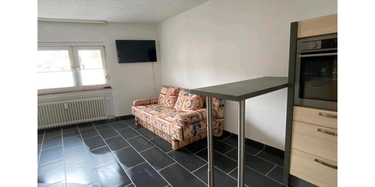 WG Zimmer in Ober-Mörlen mit großer Wohnküche und Dachterrasse 2 zimmer