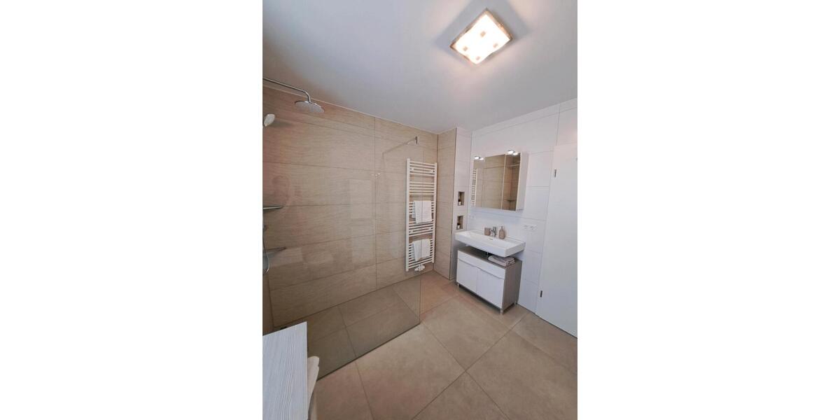 Wohnen auf Zeit Vlotho - 2 Zimmer, 60 m&sup2;, 120&euro; | Angebot:20715278