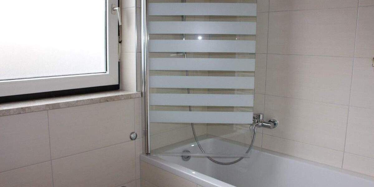 Etagenwohnung Kaufbeuren Kaufbeuren-Neugablonz - 2 Zimmer, 75 m&sup2;, 825&euro; | Angebot:25797314