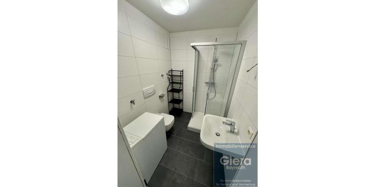 Dachgeschoßwohnung Bayreuth Meyernberg - 1 Zimmer, 31 m&sup2;, 460&euro; | Angebot:26367705
