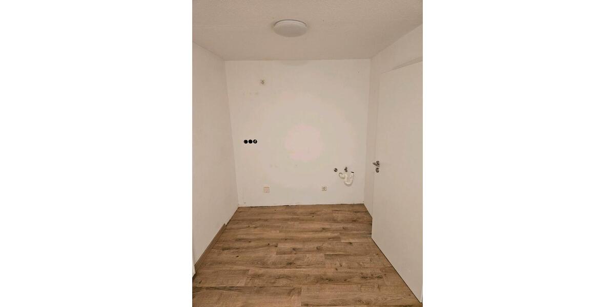 Einfamilienhaus Borken (Hessen) - 3 Zimmer, 92 m&sup2;, 865&euro; | Angebot:24743457