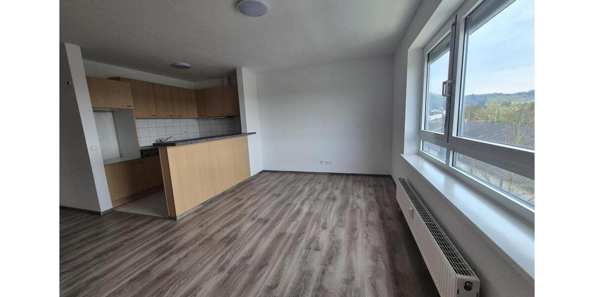 Etagenwohnung Bensheim - 2 Zimmer, 58 m&sup2;, 760&euro; | Angebot:25938086