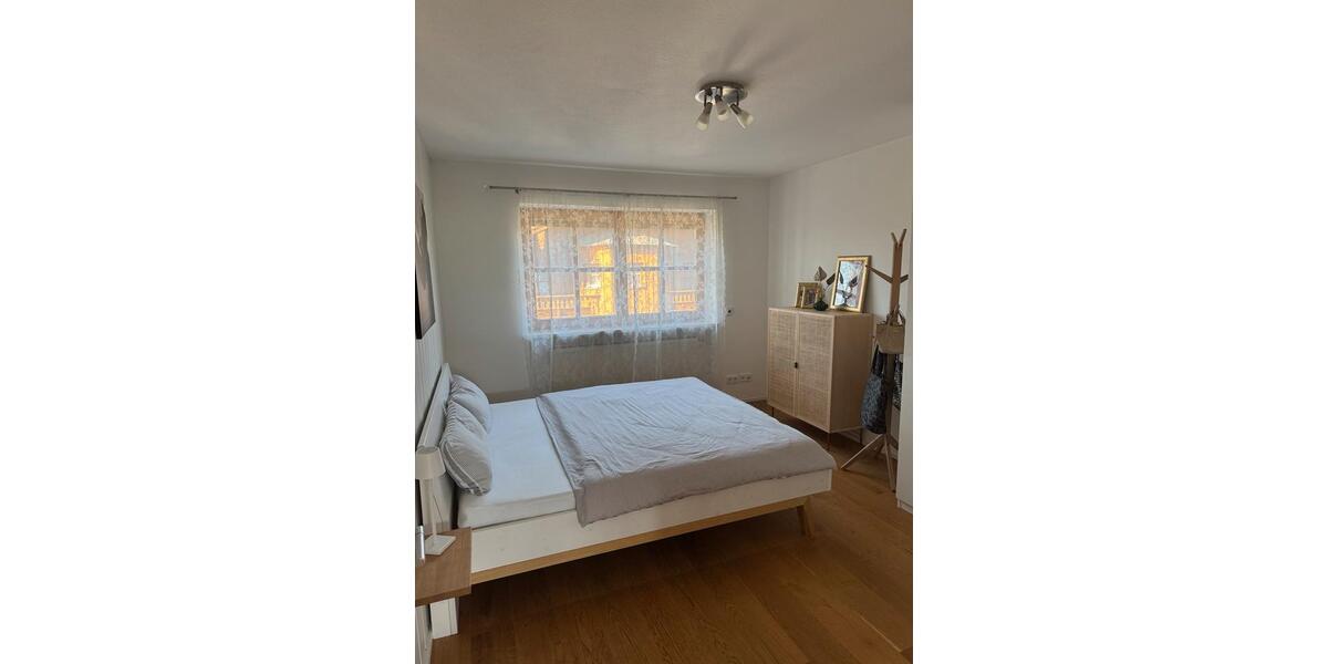 Etagenwohnung Bruckmühl - 2 Zimmer, 80 m&sup2;, 1.240&euro; | Angebot:25824617