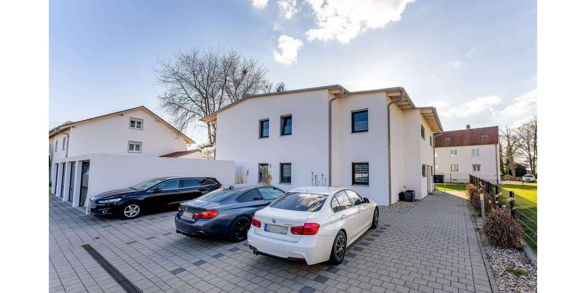 Etagenwohnung Straubing - 4 Zimmer, 100 m&sup2;, 1.150&euro; | Angebot:27166332