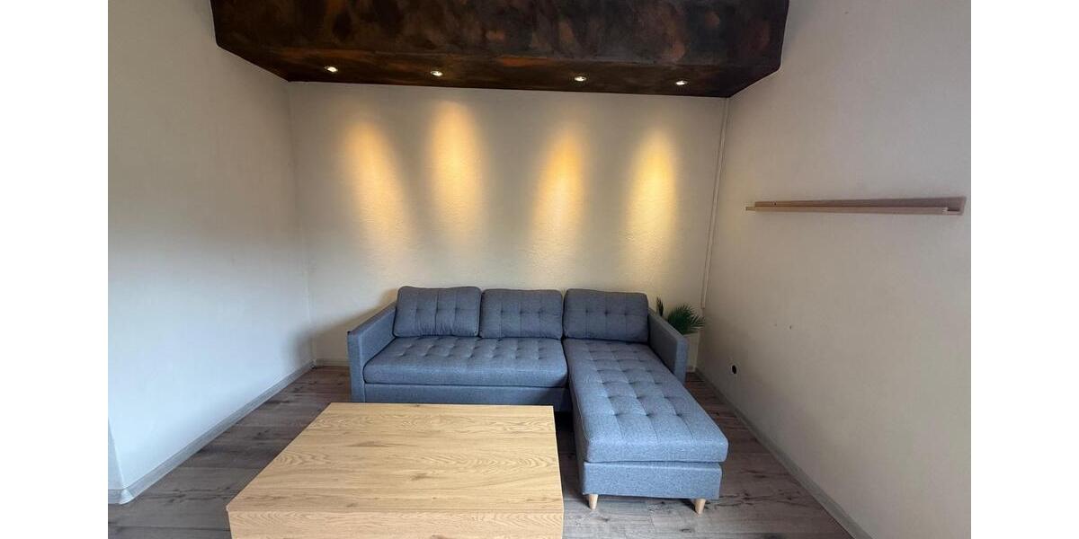 Wohnen auf Zeit Helmbrechts - 3 Zimmer, 100 m&sup2;, 25&euro; | Angebot:23566853