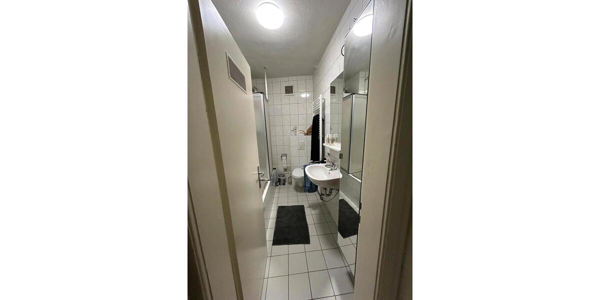 Etagenwohnung Würzburg - 1 Zimmer, 43 m&sup2;, 740&euro; | Angebot:26340154