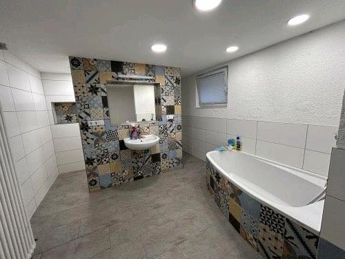 Reihenhaus Bühl - 2 Zimmer, 105 m&sup2;, 1.100&euro; | Angebot:26227249