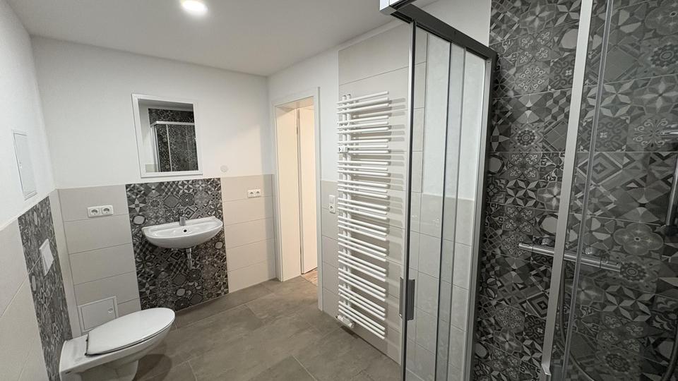 Erdgeschoßwohnung Pößneck - 2 Zimmer, 53 m&sup2;, 385&euro; | Angebot:24984112