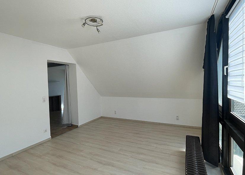 Dachgeschoßwohnung Gronau (Leine) - 3 Zimmer, 74 m&sup2;, 520&euro; | Angebot:26368169