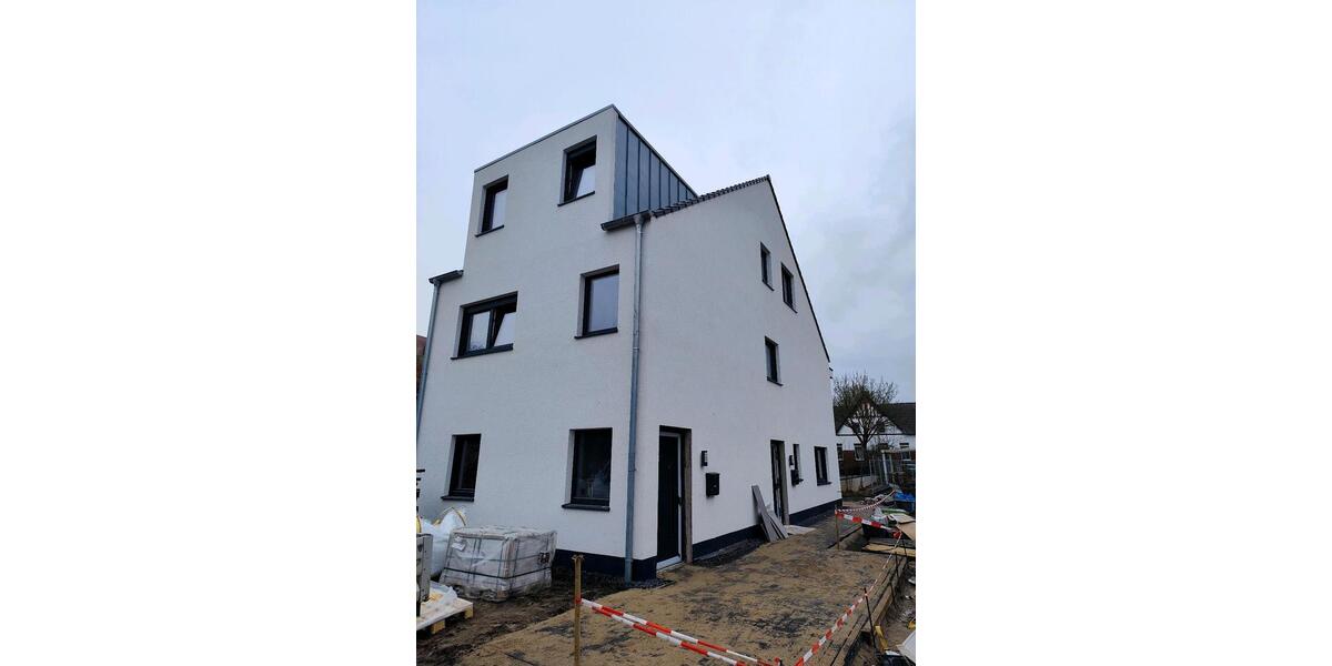 Dachgeschoßwohnung Rees - 2 Zimmer, 67 m&sup2;, 850&euro; | Angebot:25151169