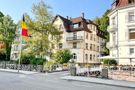 Liebevoll restaurierte 4-Zimmer-Wohnung direkt am Festspielhaus