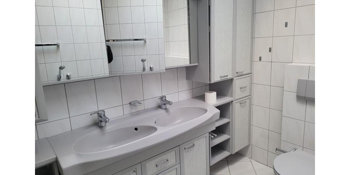 Terrassenwohnung Hünfelden - 4 Zimmer, 140 m&sup2;, 990&euro; | Angebot:25048996