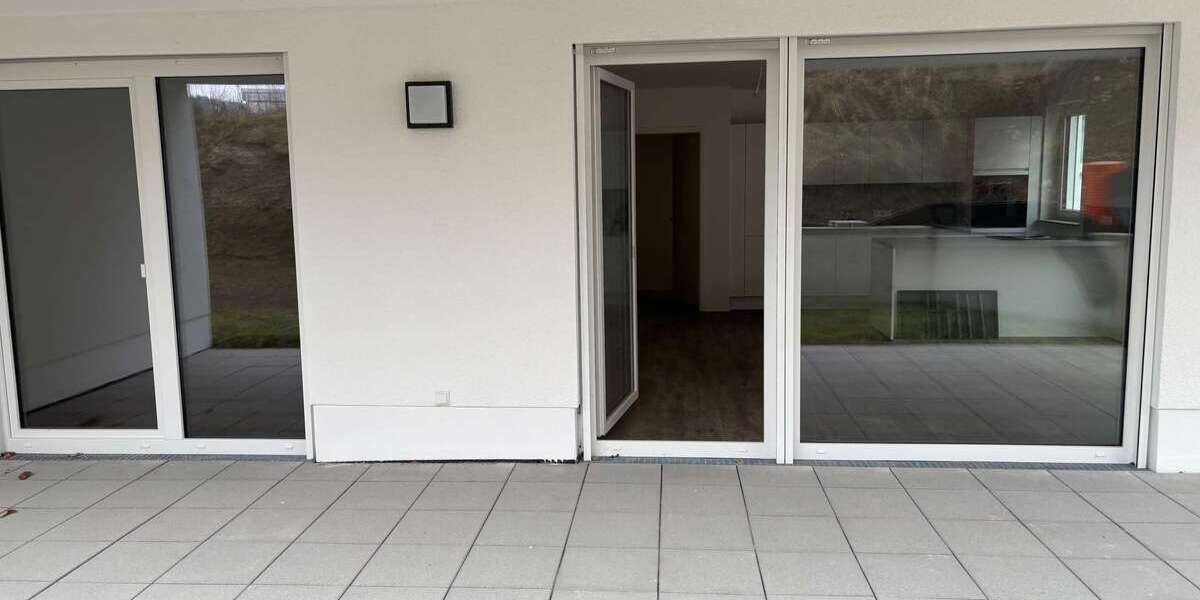 Etagenwohnung Essingen - 3 Zimmer, 101 m&sup2;, 1.330&euro; | Angebot:25057879
