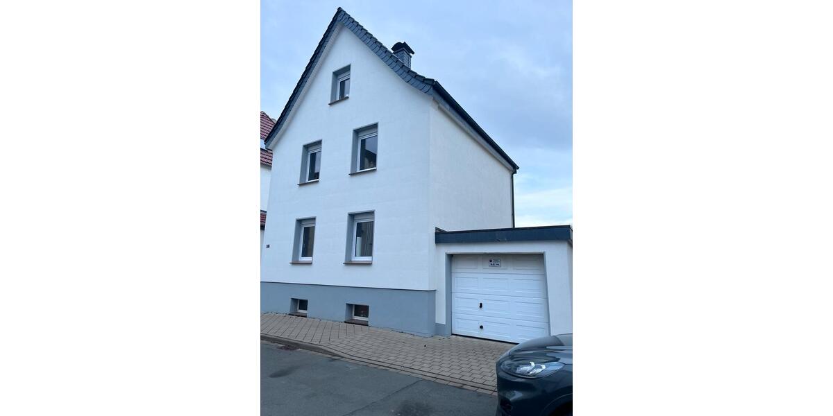 Einfamilienhaus Lippstadt - 5 Zimmer, 100 m&sup2;, 1.600&euro; | Angebot:25208881