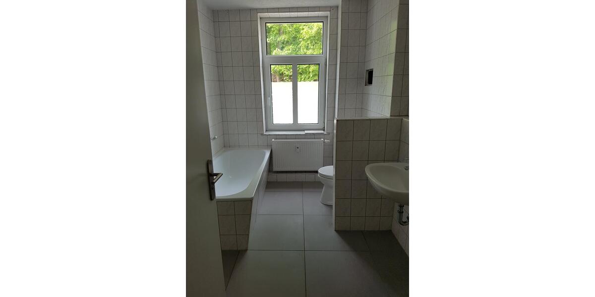 Etagenwohnung Hohenstein-Ernstthal Ernstthal - 3 Zimmer, 78 m&sup2;, 400&euro; | Angebot:26646087