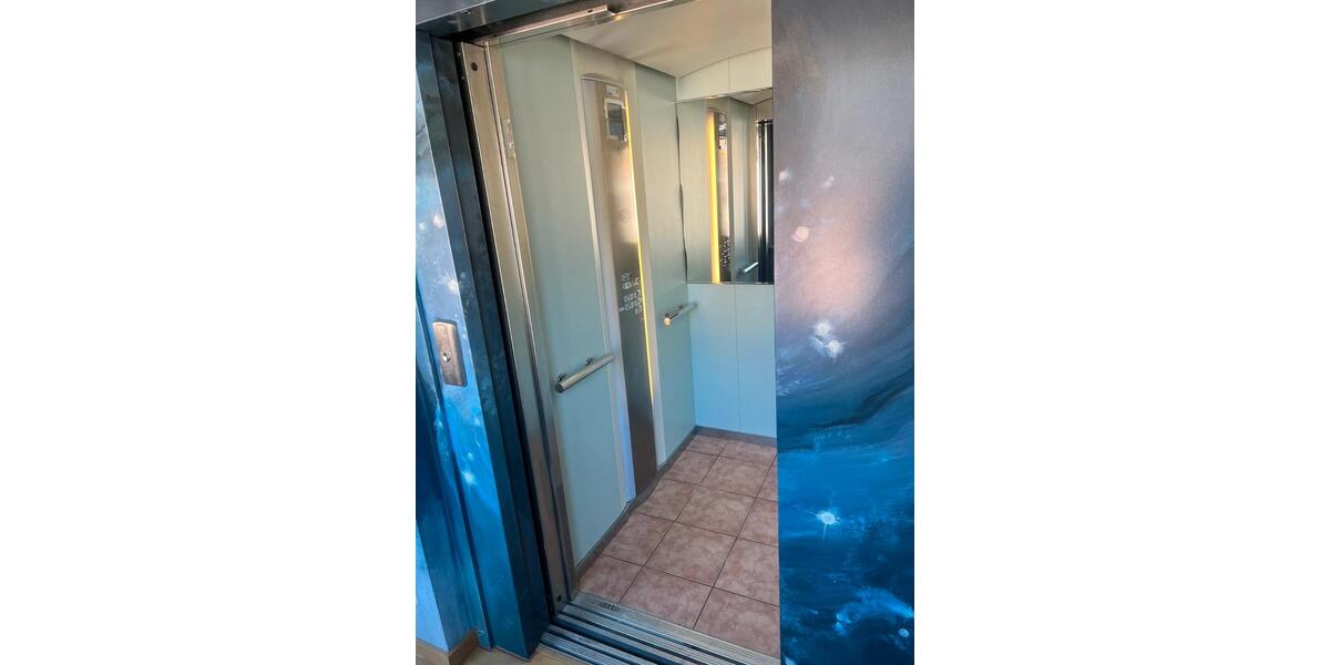 Dachgeschoßwohnung Bad Bocklet - 3 Zimmer, 130 m&sup2;, 1.170&euro; | Angebot:26459668