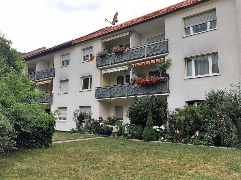Möblierte 2-Zimmer-Wohnung mit Balkon im Nürnberger Süden