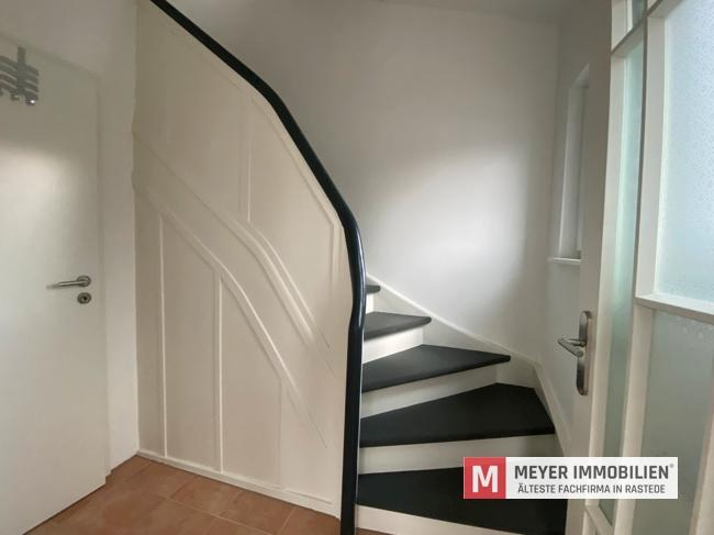 Dachgeschoßwohnung Rastede - 3 Zimmer, 79 m&sup2;, 830&euro; | Angebot:24421169