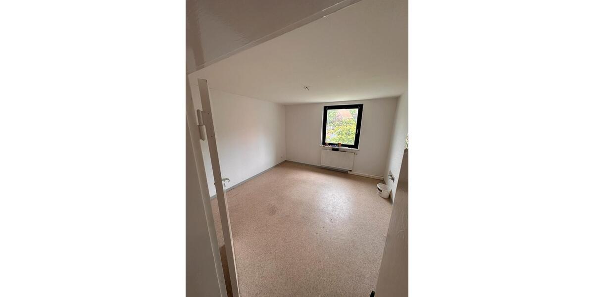 Etagenwohnung Völklingen - 3 Zimmer, 76 m&sup2;, 600&euro; | Angebot:26653366