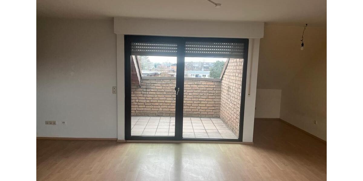 Dachgeschoßwohnung Pulheim - 2 Zimmer, 80 m&sup2;, 1.000&euro; | Angebot:24552234