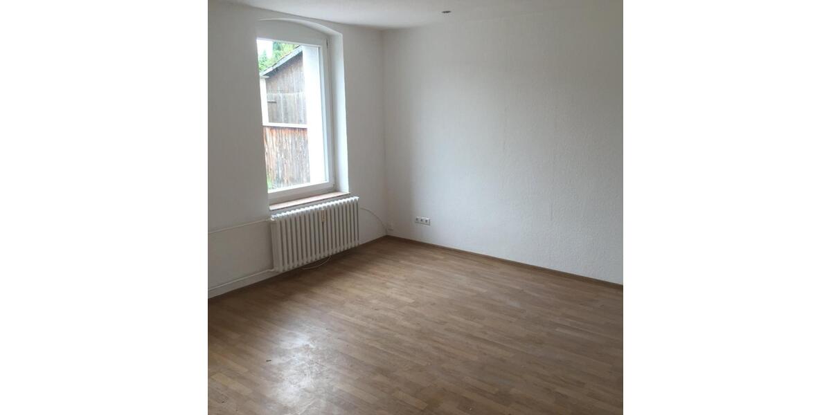 Etagenwohnung Seesen - 4 Zimmer, 95 m&sup2;, 690&euro; | Angebot:25991354