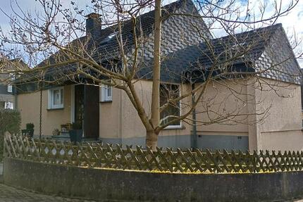 Haus Menden (Sauerland) Bösperde - 3 Zimmer, 165 m&sup2;, 1.500&euro; | Angebot:25755297