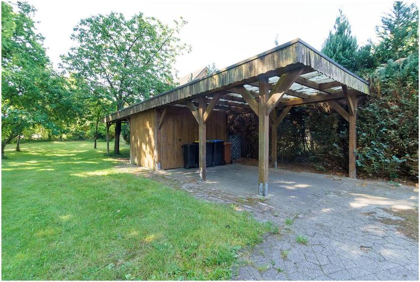 ***geräumige 2 Zimmer Oberwohnung mit EBK in Börger*** mit eigenem Garten, Terrasse, sowie Zufahrt und Carport 2 zimmer