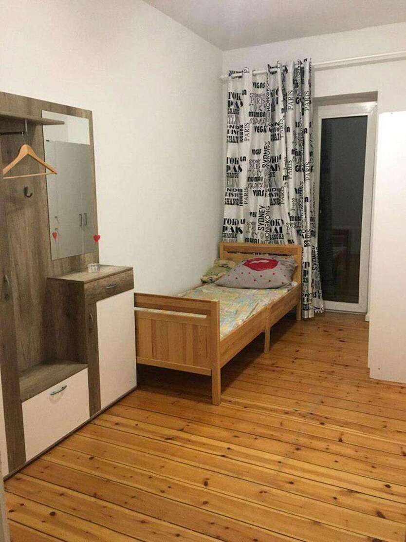 WG-Zimmer in Hamburg 594 € 14 m² zimmer