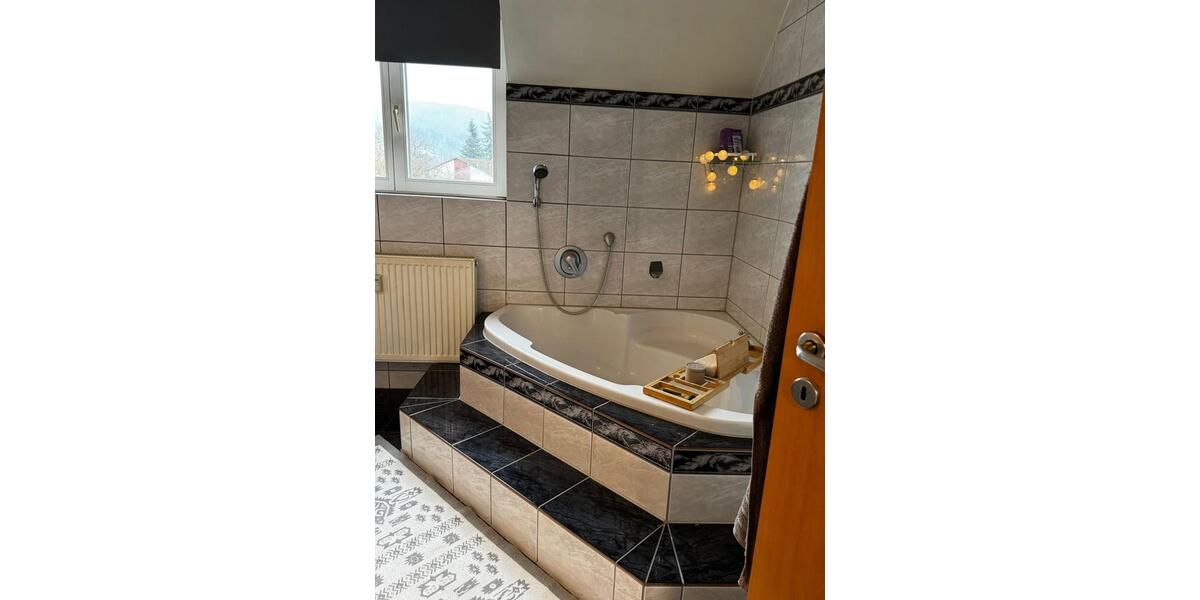 Etagenwohnung Bad Soden-Salmünster Salmünster - 3 Zimmer, 125 m&sup2;, 1.050&euro; | Angebot:24839408