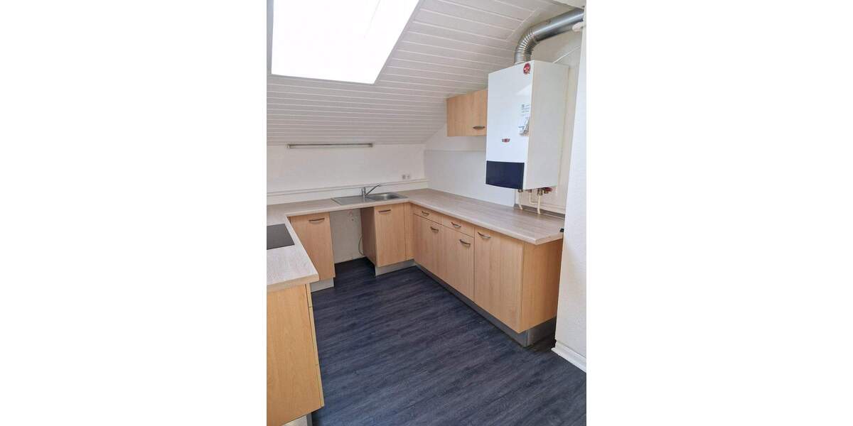 Etagenwohnung Büdelsdorf - 3 Zimmer, 110 m&sup2;, 639&euro; | Angebot:25700043
