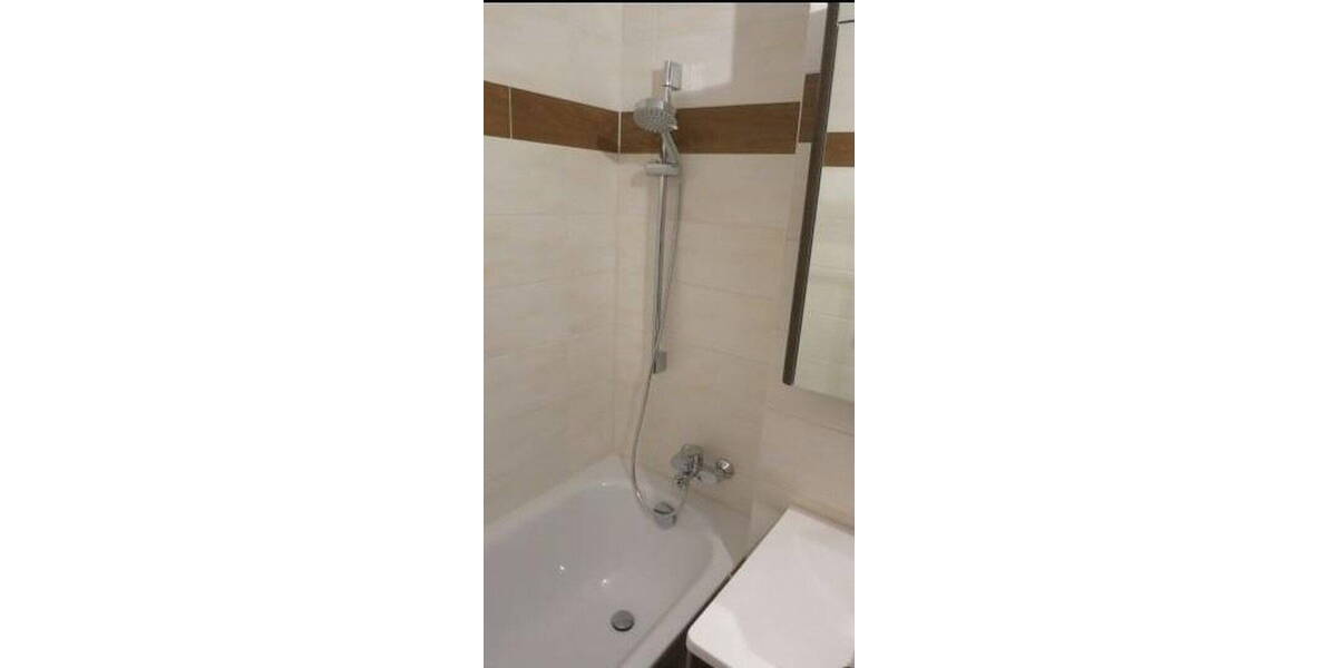 Etagenwohnung Bad Klosterlausnitz (Weißenborn) - 2 Zimmer, 61 m&sup2;, 549&euro; | Angebot:25742743