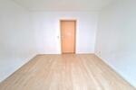 Helle 2-Zimmer-Wohnung mit Einbauküche und Balkon auf dem Kaßberg!