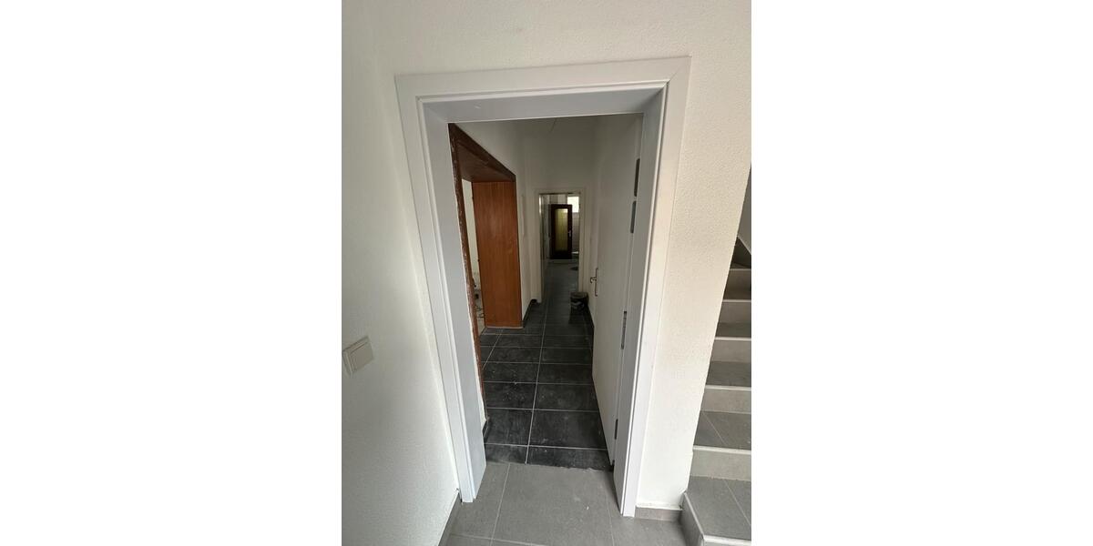 Erdgeschoßwohnung Saarlouis - 3 Zimmer, 82 m&sup2;, 800&euro; | Angebot:26640024