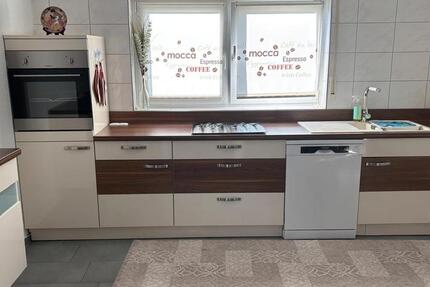 Attraktive 2-Zimmer-Dachgeschosswohnung in ruhiger Lage am Ortsra 2 zimmer