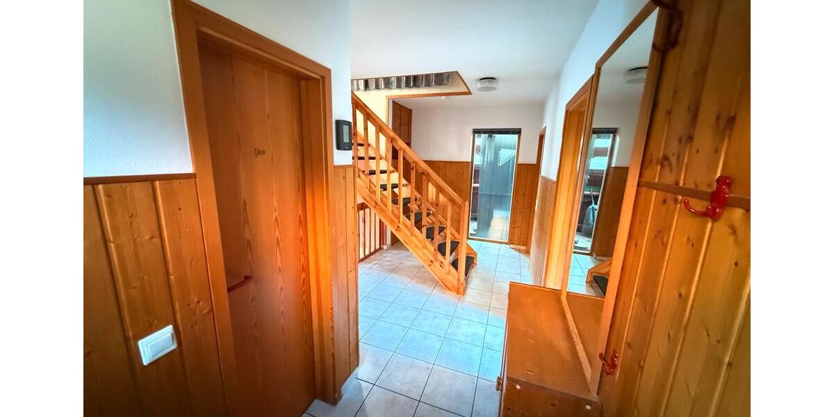 Einfamilienhaus Nordstemmen - 3 Zimmer, 125 m&sup2;, 1.250&euro; | Angebot:25082183