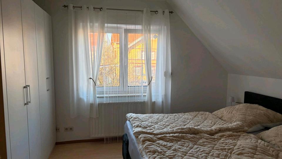 Dachgeschoßwohnung Schömberg - 5 Zimmer, 106 m&sup2;, 990&euro; | Angebot:25350426