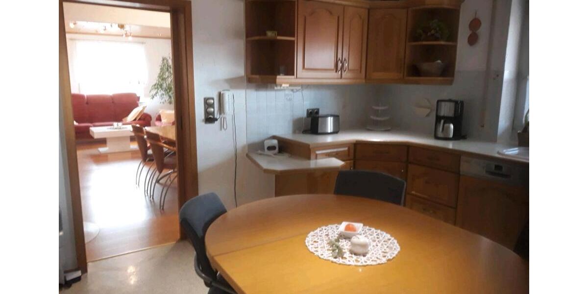 Etagenwohnung Sulzheim - 1 Zimmer, 80 m&sup2;, 300&euro; | Angebot:26227757