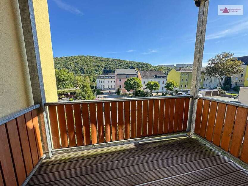 Wohnung zum Mieten in Aue 400 € 65 m²