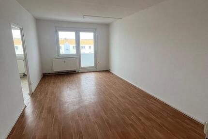 Wohnung Borna - 3 Zimmer, 68 m&sup2;, 426&euro; | Angebot:25126829