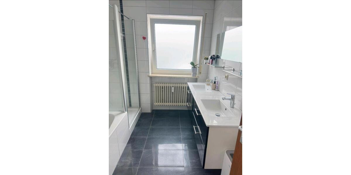 Erdgeschoßwohnung Marktredwitz - 5 Zimmer, 123 m&sup2;, 1.000&euro; | Angebot:25566441