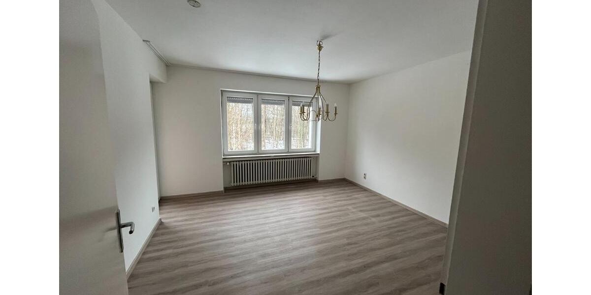 Gewerbeobjekt Schwandorf - 1.600&euro; | Angebot:24747052