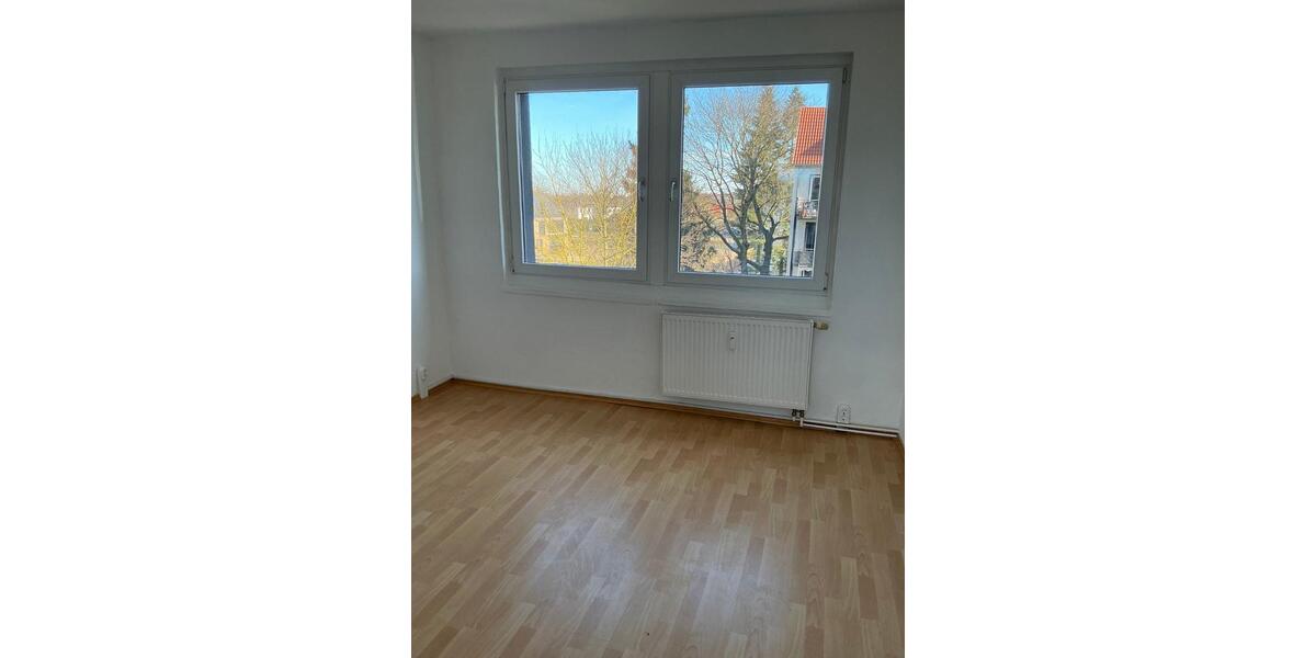 Etagenwohnung Frankfurt (Oder) Booßen - 4 Zimmer, 77 m&sup2;, 713&euro; | Angebot:25329396