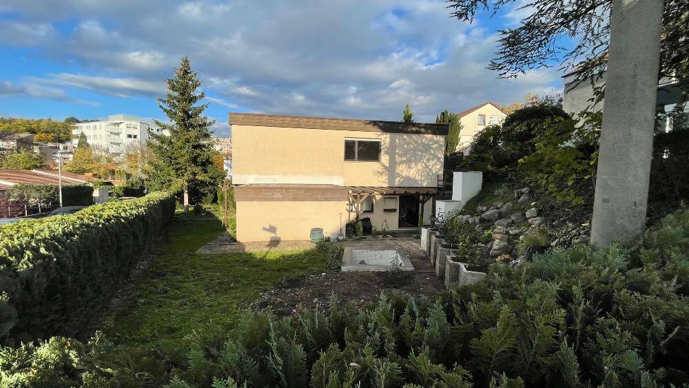 Mehrfamilienhaus, Wohnhaus Weil der Stadt - 6 Zimmer, 132 m&sup2;, 2.300&euro; | Angebot:25690065