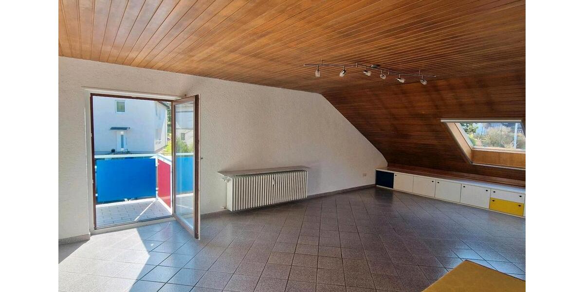 Dachgeschoßwohnung Bad Dürkheim - 2 Zimmer, 61 m&sup2;, 800&euro; | Angebot:26705184