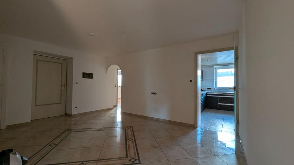 Erdgeschoßwohnung Bad Wörishofen - 5 Zimmer, 140 m&sup2;, 1.450&euro; | Angebot:26653311