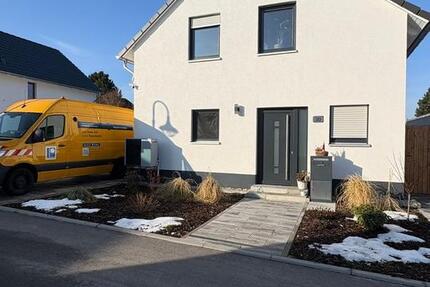 Haus Teutschenthal - 5.5 Zimmer, 96 m&sup2;, 1.470&euro; | Angebot:25145951