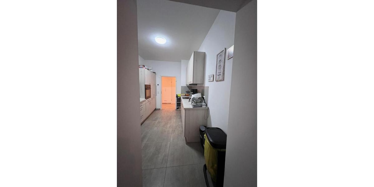 Etagenwohnung Hattingen - 5 Zimmer, 125 m&sup2;, 1.200&euro; | Angebot:24344944