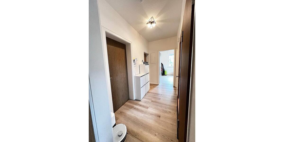 Etagenwohnung Pfullingen - 3 Zimmer, 70 m&sup2;, 920&euro; | Angebot:26589589